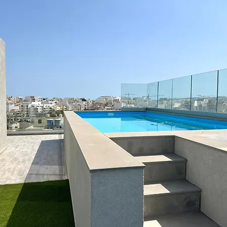 Villa Ixoria Unit 2 With Rooftop Pool By Arcobnb *