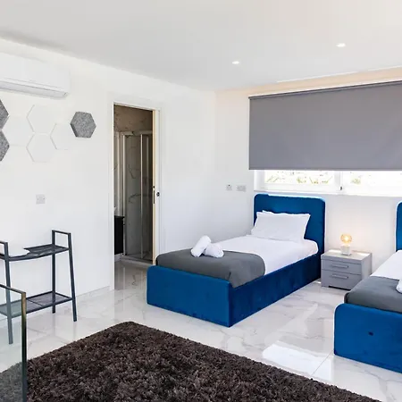 Вилла Ixoria Unit 2 W Rooftop Pool By Arco Collection