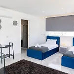Villa Ixoria Unit 2 W Rooftop Pool By Arco Collection