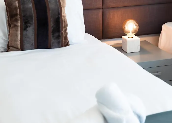 Villa Ixoria Unit 2 W Rooftop Pool By Arco Collection *