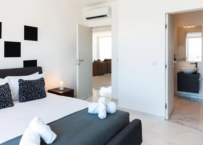 Ixoria Unit 2 W Rooftop Pool By Arco Collection Villa *